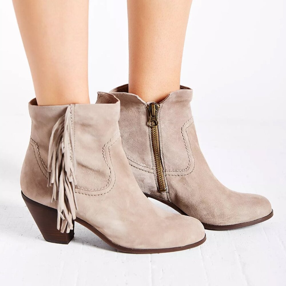 Sam Edelman Louie Fringe Suede Ankle Boot - Size 9 M